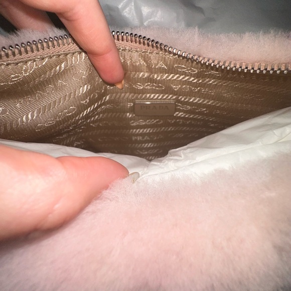Prada Shearling 2000 re addition - Picture 8 of 9